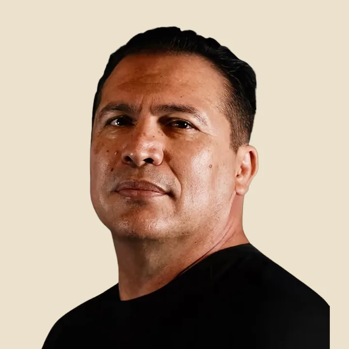 Portrait of Javier Mendez